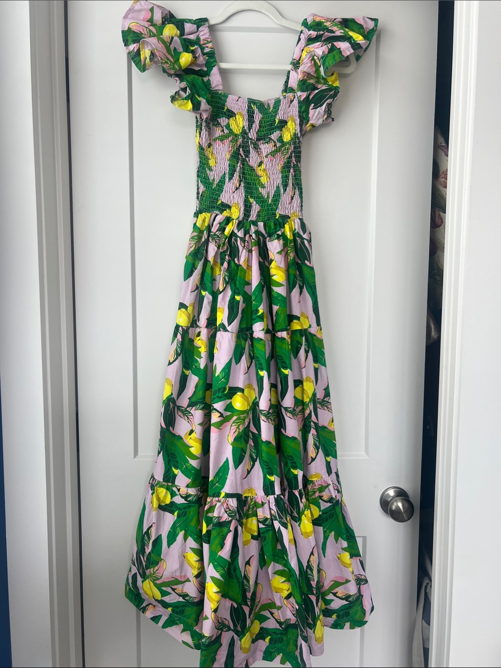 8 oak lane lemon print ruffle maxi dress small